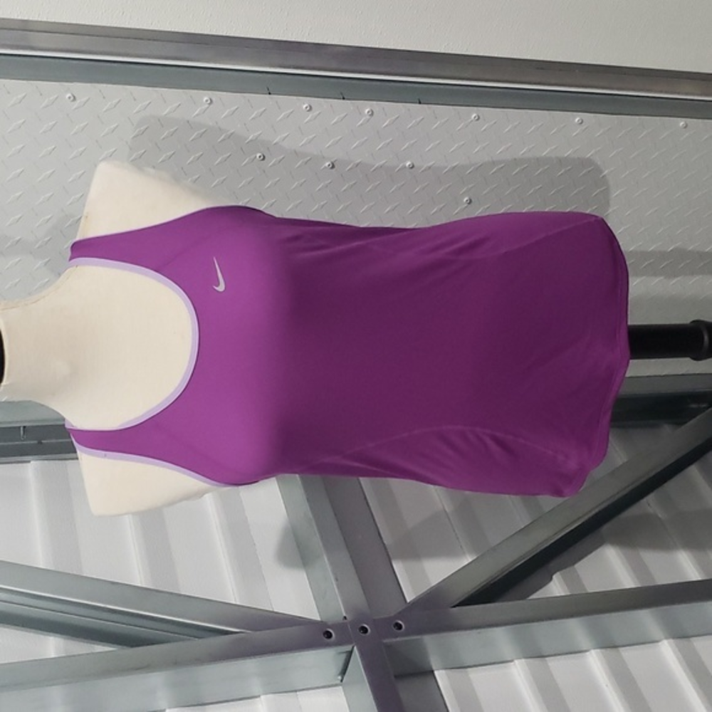 Nike dri fit tank top size Medium